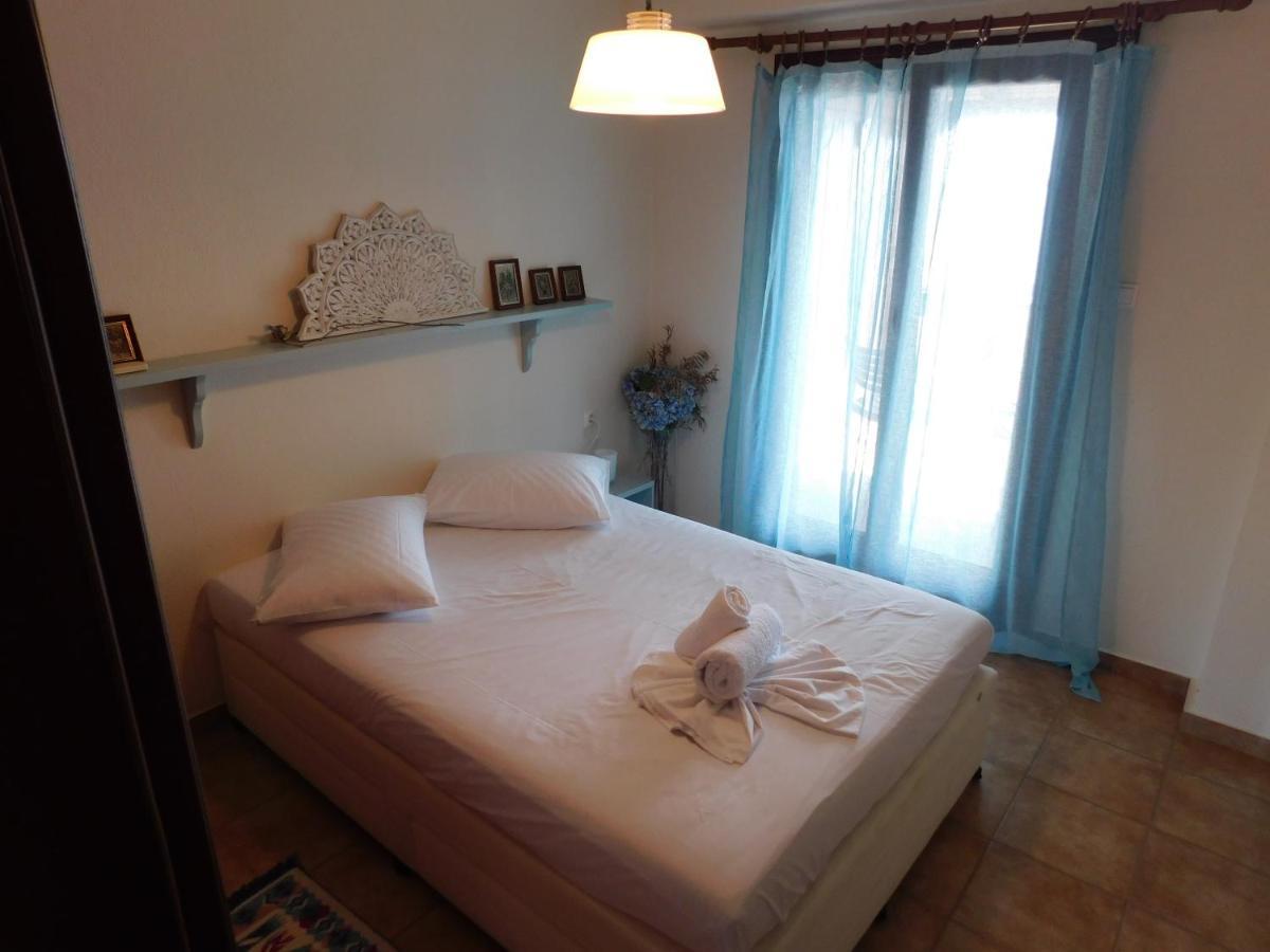 Yulia Guest House Ouranoupoli Exterior foto